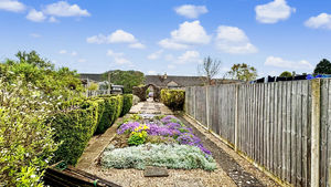 Photo 14- click for photo gallery